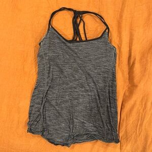 Lululemon workout top
